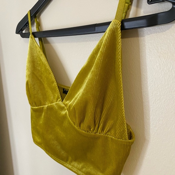 Forever 21 Vibrant Velvet Metallic Yellow Cropped Top Medium - Picture 2 of 8